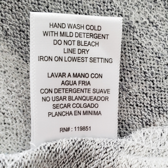 Sleeveless black/white plaid swing dress - Picture 5 of 5